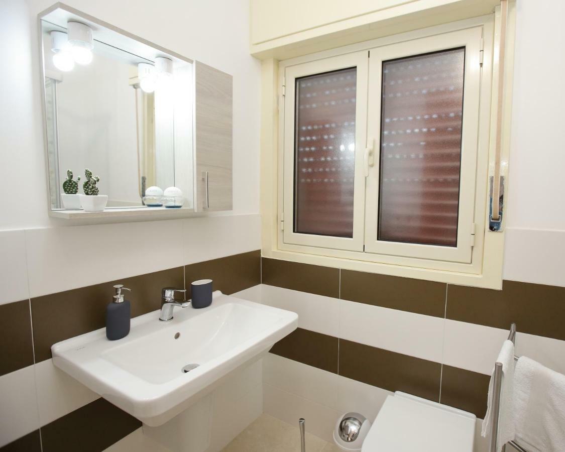 La Casa Di Cristina Apartment Авола Екстериор снимка