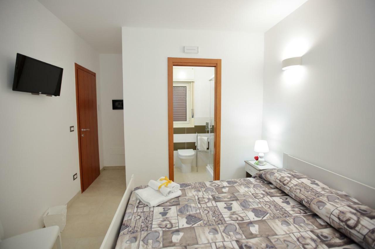 La Casa Di Cristina Apartment Авола Екстериор снимка