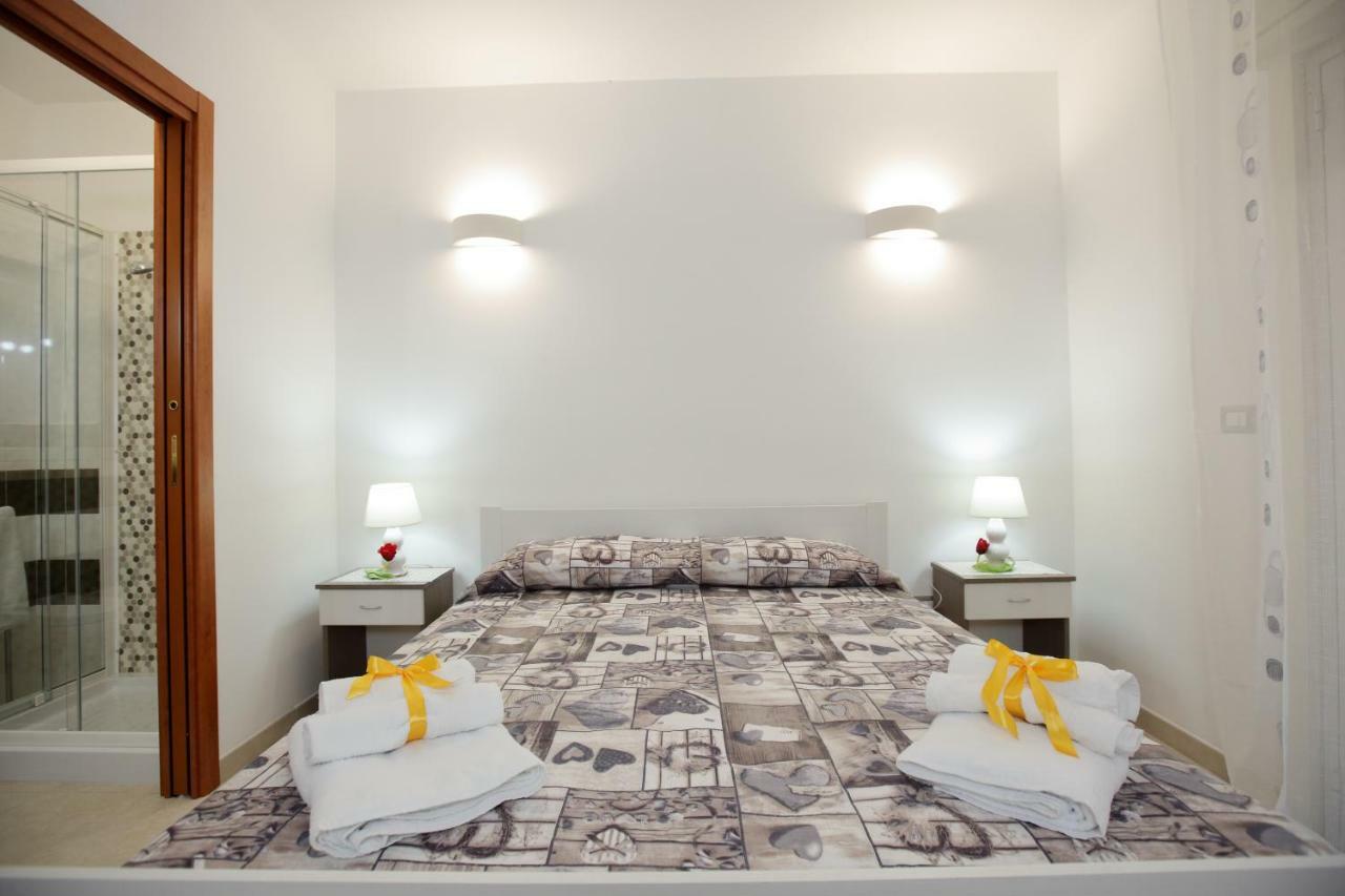 La Casa Di Cristina Apartment Авола Екстериор снимка